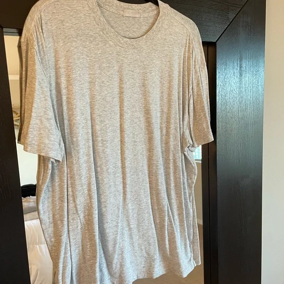 Skims Boyfriend T Shirt - Picture 7 of 7